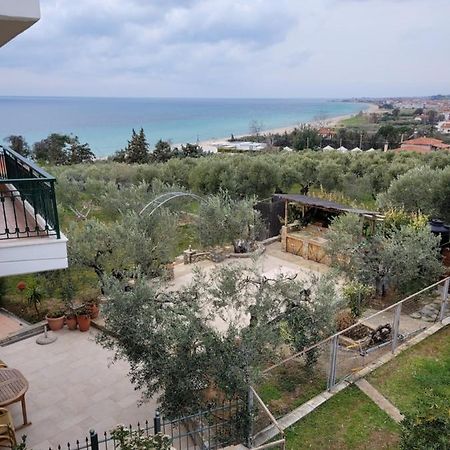 Cozy Apartment Fantastic View Nea Moudania Esterno foto